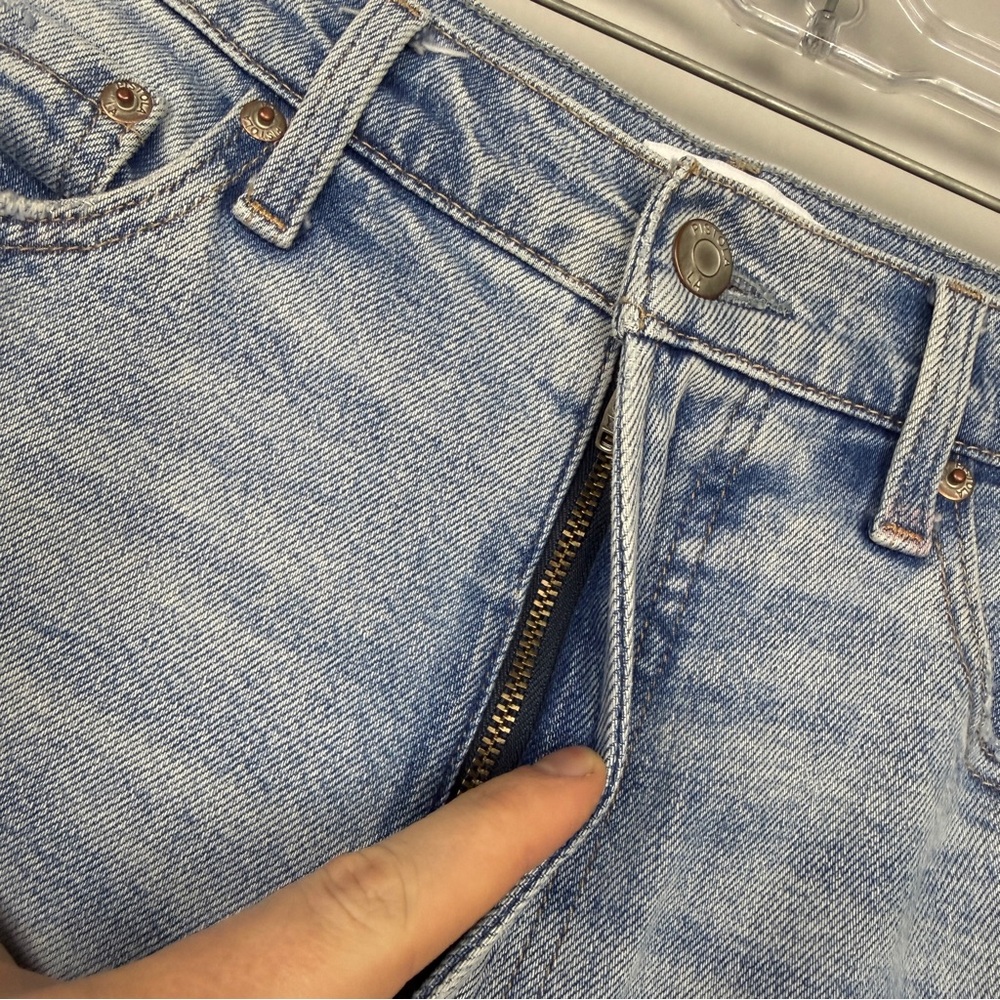 Anthropologie Light Wash Wide-Leg Cuffed Jeans - Picture 5 of 7